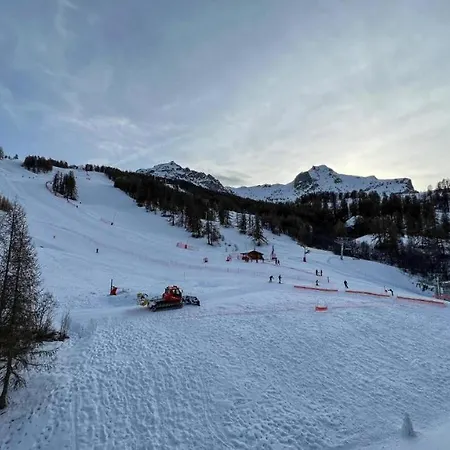 Apartament Le Super Refuge De L'ecureuil Enchastrayes