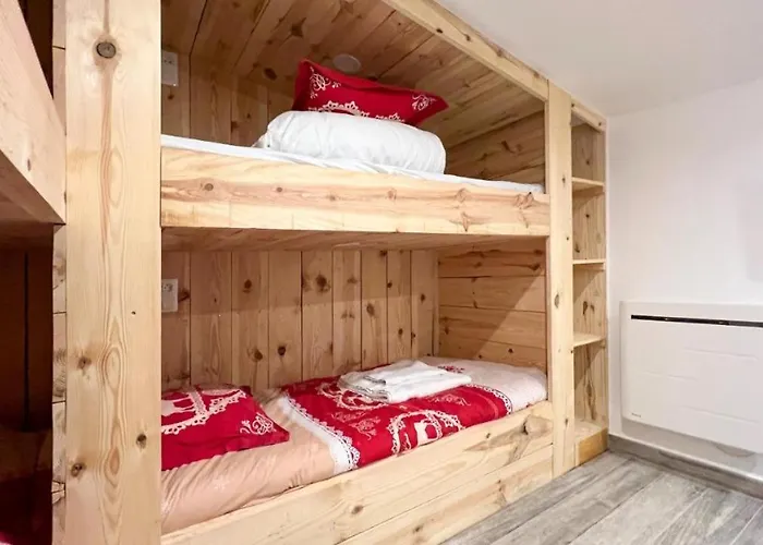 Le Super Refuge De L'ecureuil Enchastrayes