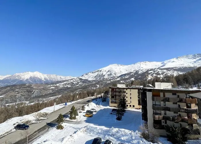 Apartment Le Super Refuge De L'ecureuil Enchastrayes